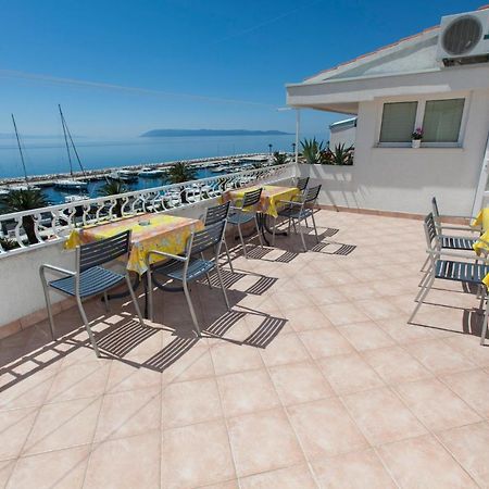 Apartments Milana Tučepi Extérieur photo