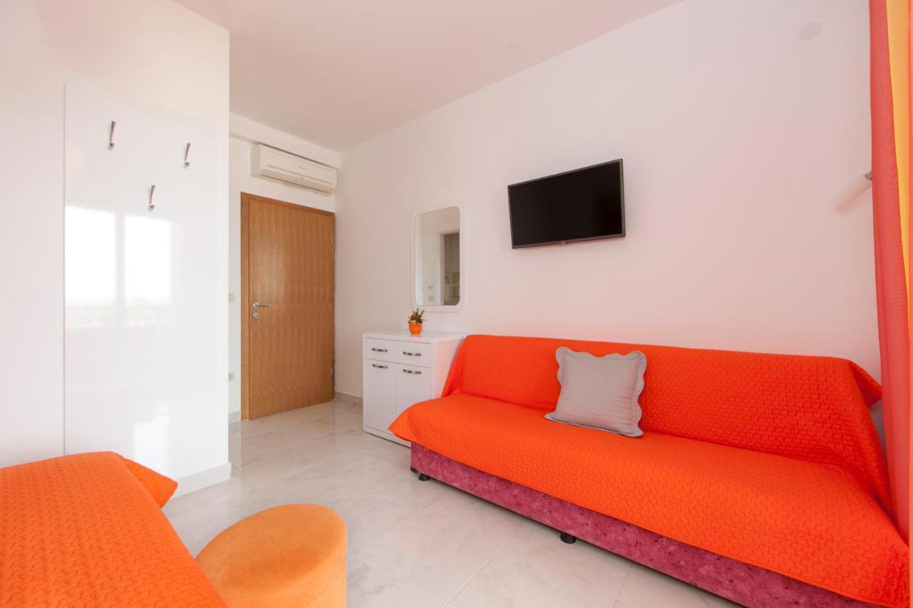Apartments Milana Tučepi Extérieur photo