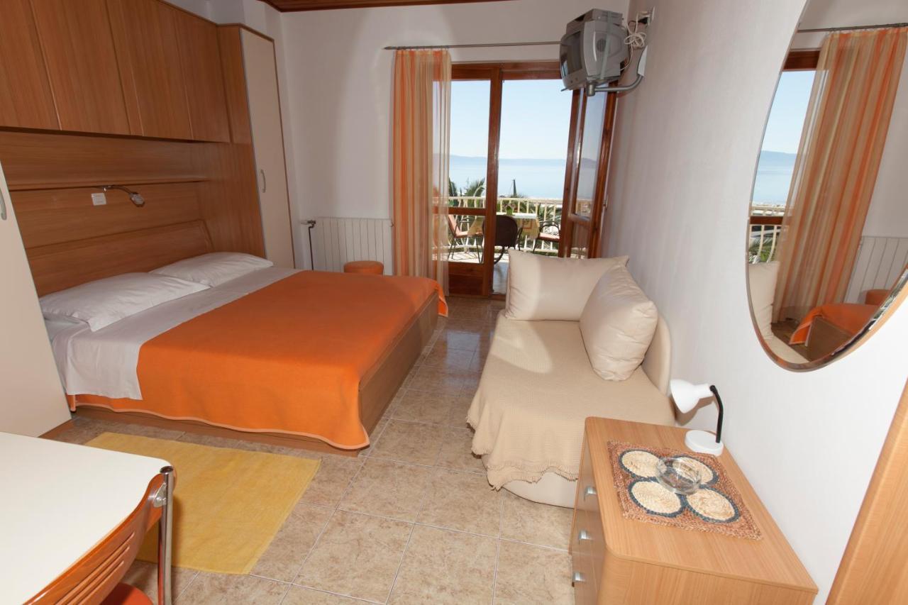 Apartments Milana Tučepi Extérieur photo