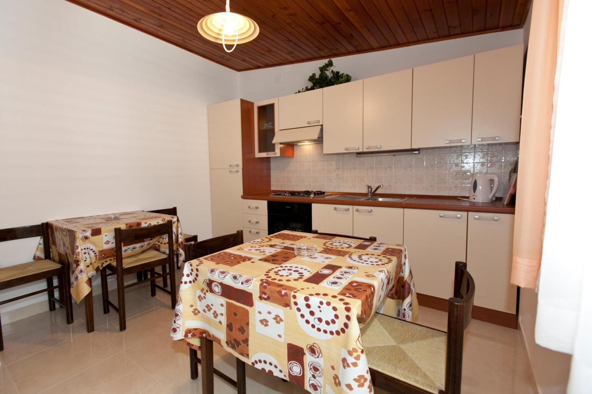 Apartments Milana Tučepi Extérieur photo